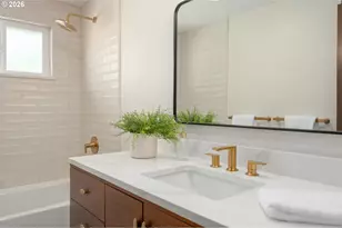 1153 Elizabeth St, Eugene, OR 97402 - Photo 34