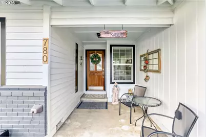 780 S Elm Ct, Canby, OR 97013 - Photo 4