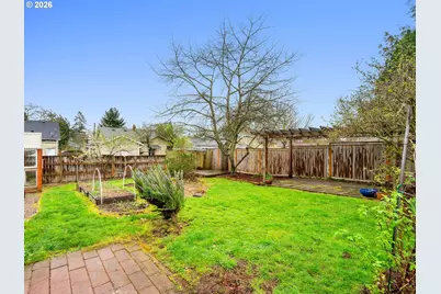 1310 NE 70th Ave, Portland, OR 97213 - Photo 22