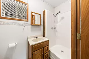 199 NW Cordelia Ct, Roseburg, OR 97471 - Photo 36