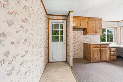 199 NW Cordelia Ct, Roseburg, OR 97471 - Photo 26