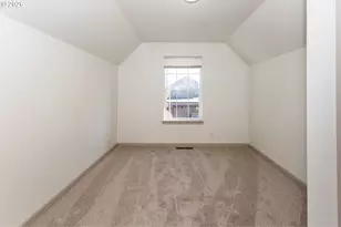 5529 King Arthur Ct, Eugene, OR 97402 - Photo 38