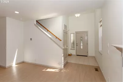 5529 King Arthur Ct, Eugene, OR 97402 - Photo 8