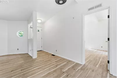 600 Remington Dr, Kelso, WA 98626 - Photo 6