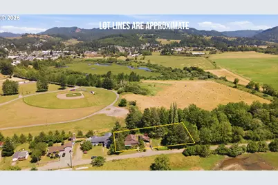 397 Reedsford Rd, Myrtle Point, OR 97458 - Photo 4