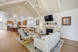 3921 Heather Grv Ln, Eugene, OR 97408 - Photo 6