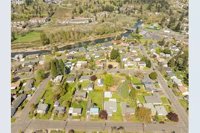 2946 E 1st Ave, Camas, WA 98607 - Photo 36