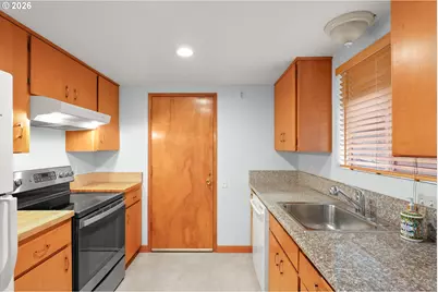 12500 SW Prince Albert St, Portland, OR 97224 - Photo 10