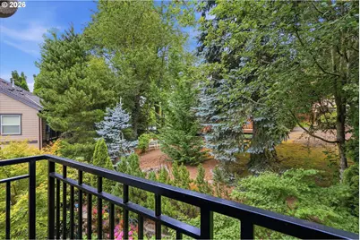 8 Summit Ridge Ct, Lake Oswego, OR 97035 - Photo 32