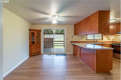 240 Blands Ln, Roseburg, OR 97471 - Photo 4