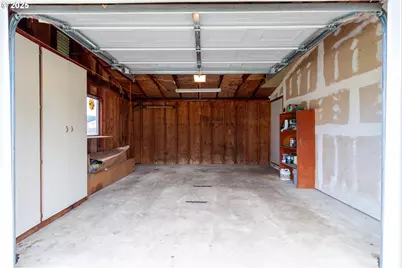 240 Blands Ln, Roseburg, OR 97471 - Photo 20