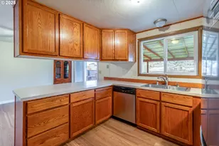 240 Blands Ln, Roseburg, OR 97471 - Photo 6