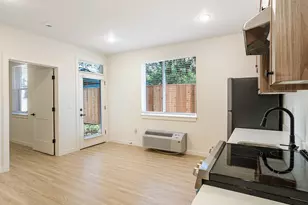 6115 NE Multnomah St, Portland, OR 97213 - Photo 2