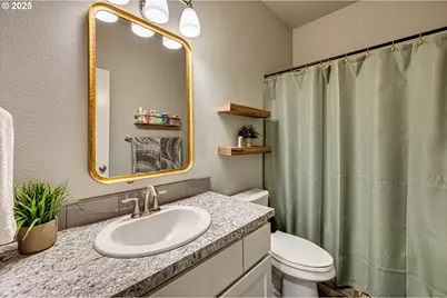 816 NE 11th Ct, Battle Ground, WA 98604 - Photo 14