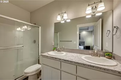 816 NE 11th Ct, Battle Ground, WA 98604 - Photo 12