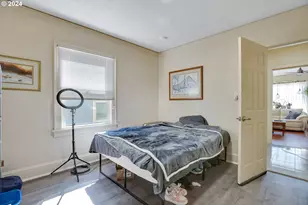 5406 N Missouri Ave, Portland, OR 97217 - Photo 8