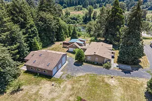 27090 State Hwy 38, Scottsburg, OR 97473 - Photo 2