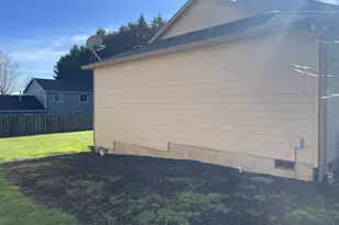 408 SW Oak St, Willamina, OR 97396 - Photo 14