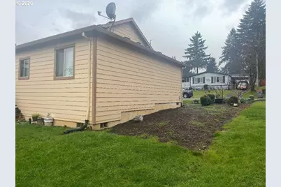 408 SW Oak St, Willamina, OR 97396 - Photo 8