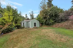9224 SW 26th Ave, Portland, OR 97219 - Photo 28