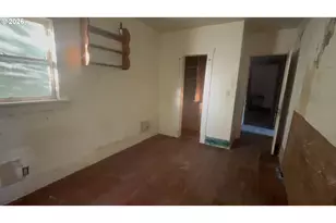 340 SE 3rd St, Toledo, OR 97391 - Photo 14