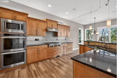 32092 SW Willamette Way, Wilsonville, OR 97070 - Photo 12