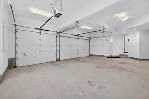 32092 SW Willamette Way, Wilsonville, OR 97070 - Photo 42