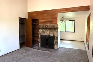 616 S 71st St, Springfield, OR 97478 - Photo 4