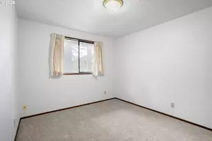 616 S 71st St, Springfield, OR 97478 - Photo 14