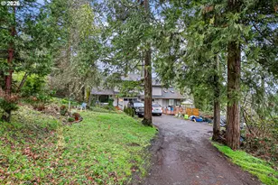 616 S 71st St, Springfield, OR 97478 - Photo 2