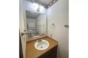 616 S 71st St, Springfield, OR 97478 - Photo 8