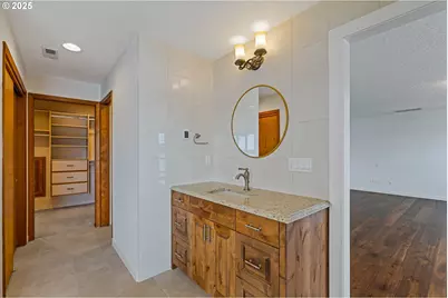 954 S A St, Washougal, WA 98671 - Photo 38