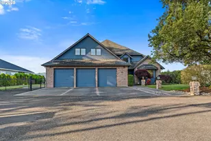 954 S A St, Washougal, WA 98671 - Photo 2