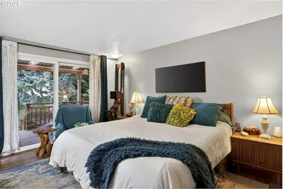 6635 SE Doncaster Dr, Gladstone, OR 97027 - Photo 12