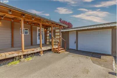 2925 Knott Ter, Coos Bay, OR 97420 - Photo 4