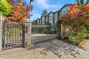 4642 SW Condor Ave, Portland, OR 97239 - Photo 2