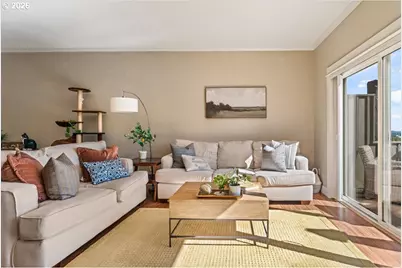 4642 SW Condor Ave #2, Portland, OR 97239 - Photo 6