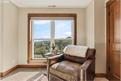 4642 SW Condor Ave #2, Portland, OR 97239 - Photo 20