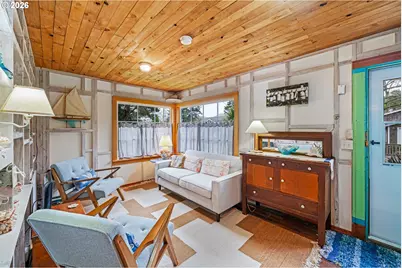 207 E Van Buren St, Cannon Beach, OR 97110 - Photo 6