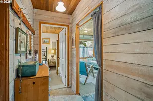 207 E Van Buren St, Cannon Beach, OR 97110 - Photo 24