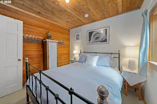 207 E Van Buren St, Cannon Beach, OR 97110 - Photo 28