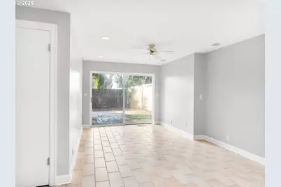 2790 York St, West Linn, OR 97068 - Photo 8