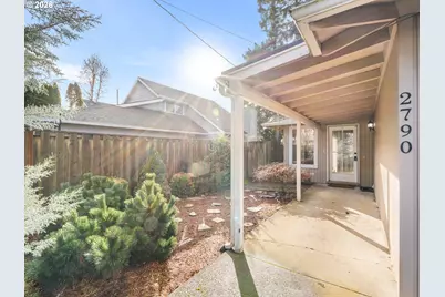 2790 York St, West Linn, OR 97068 - Photo 2