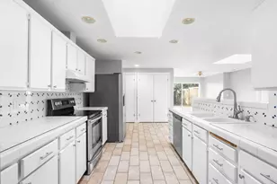 2790 York St, West Linn, OR 97068 - Photo 6