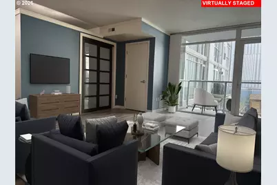 533 NE Holladay St #308, Portland, OR 97232 - Photo 2