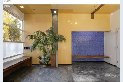 533 NE Holladay St #308, Portland, OR 97232 - Photo 18