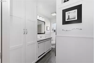 2055 11th St, Florence, OR 97439 - Photo 24