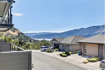 119 Ingram Pl, White Salmon, WA 98672 - Photo 10