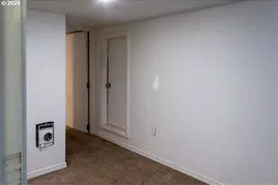 40 SE 133rd Ave, Portland, OR 97233 - Photo 18