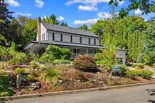 8527 SW 50th Ave, Portland, OR 97219 - Photo 2